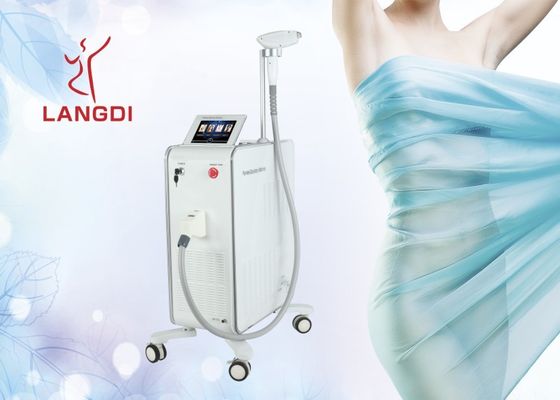 सेमीकंडक्टर लेजर हेयर रिमूवल मशीन त्वचा कायाकल्प 600w 50 J / Cm2